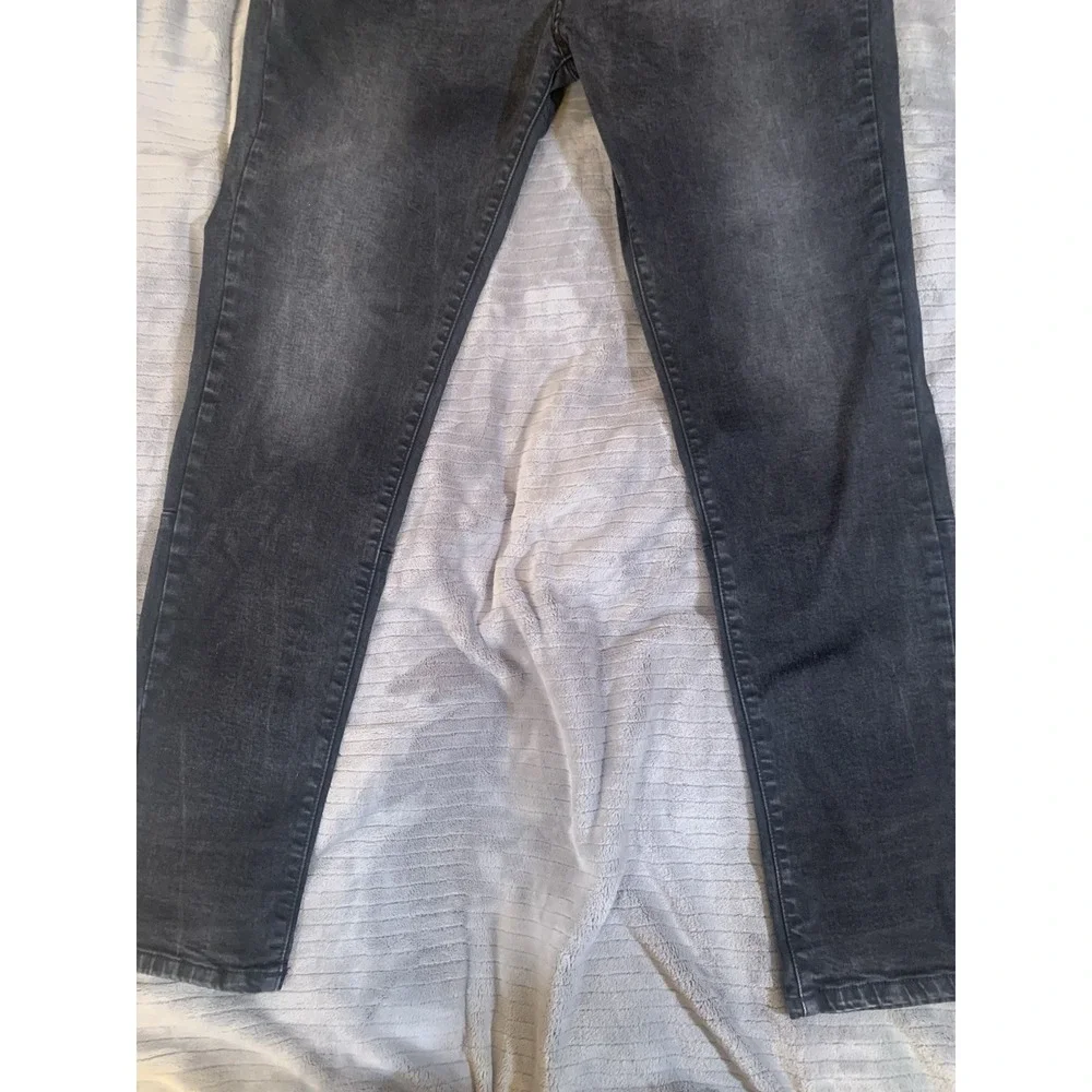 Hyper Denim Men's 38x33 Black  Biker‎ Stretch Denim Jeans Slimming